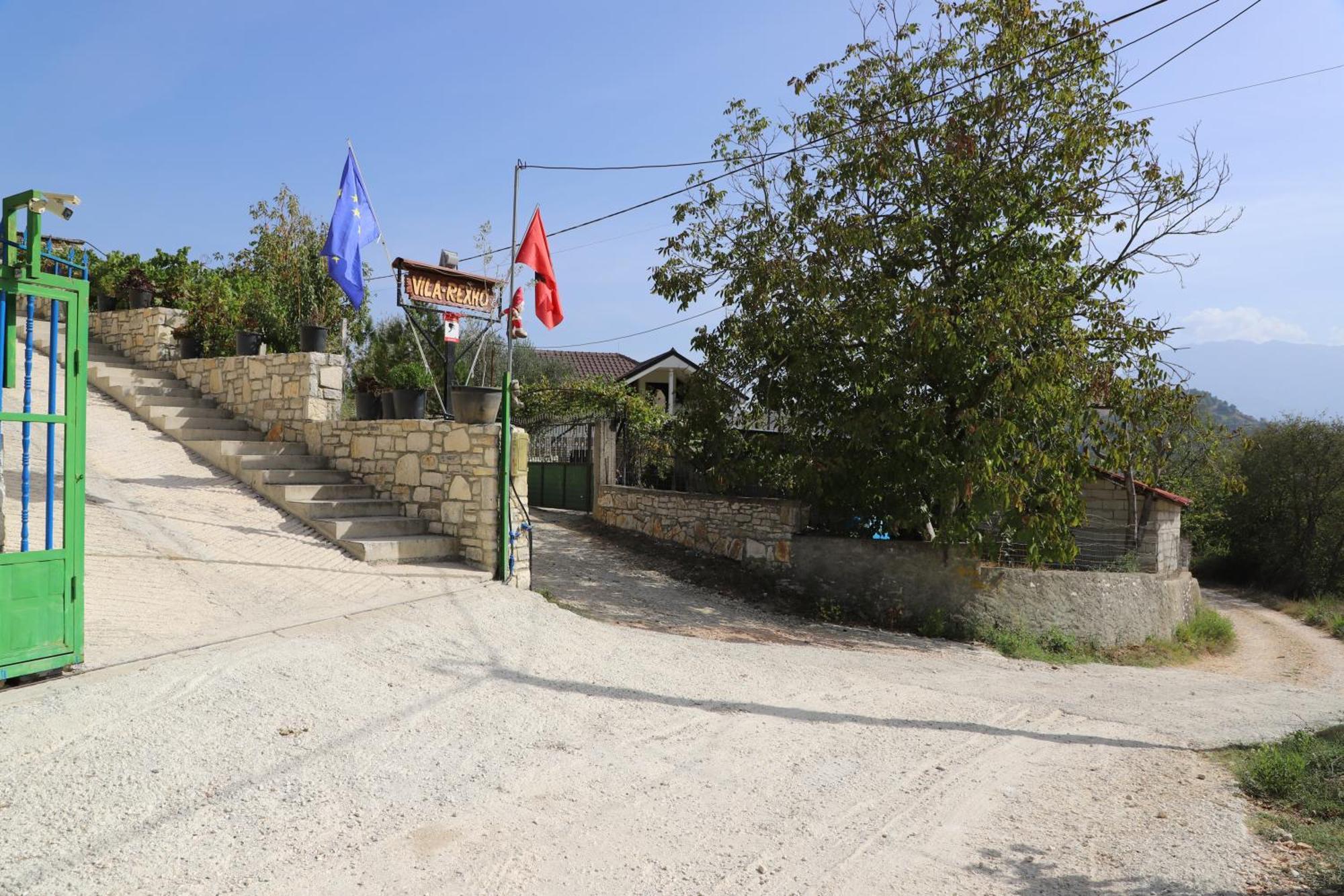 Villa Rexho Берат Экстерьер фото
